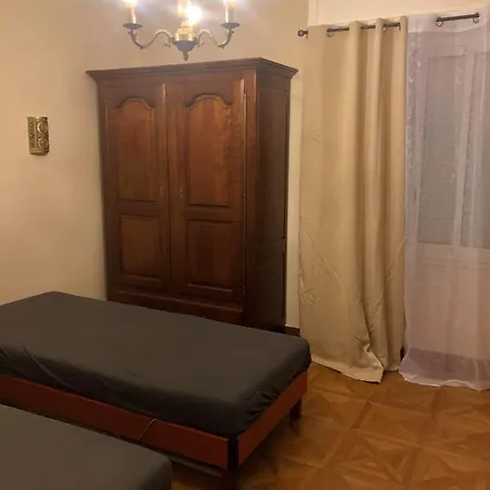 Magnifique Emplacement Pour Ce Joli F3 Apartment