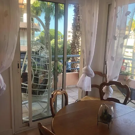 Apartment Magnifique Emplacement Pour Ce Joli F3 Cavalaire-sur-Mer
