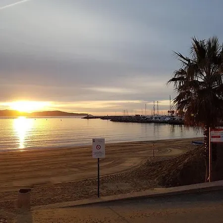 Magnifique Emplacement Pour Ce Joli F3 *