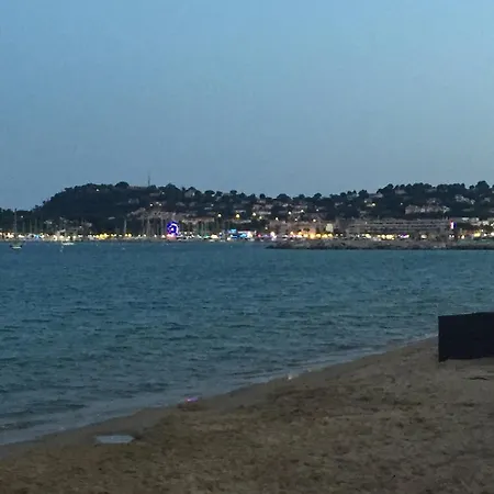 Appartement Magnifique Emplacement Pour Ce Joli F3