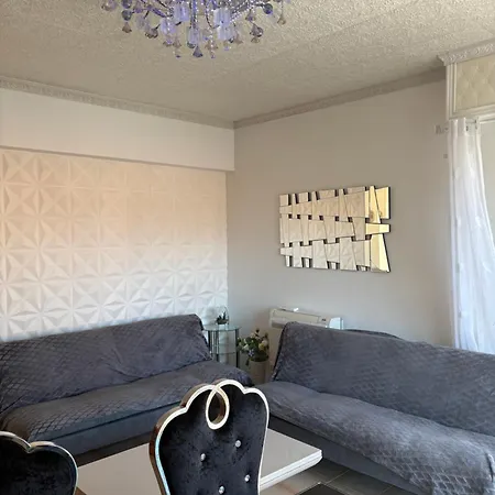 Magnifique Emplacement Pour Ce Joli F3 Apartment *